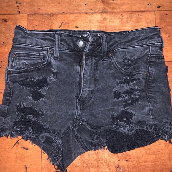 American Eagle Black shorts - Picture 2 of 2